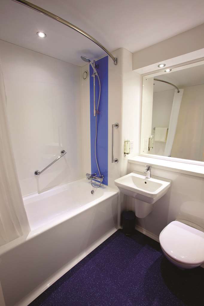 Travelodge York Hull Road Habitación foto